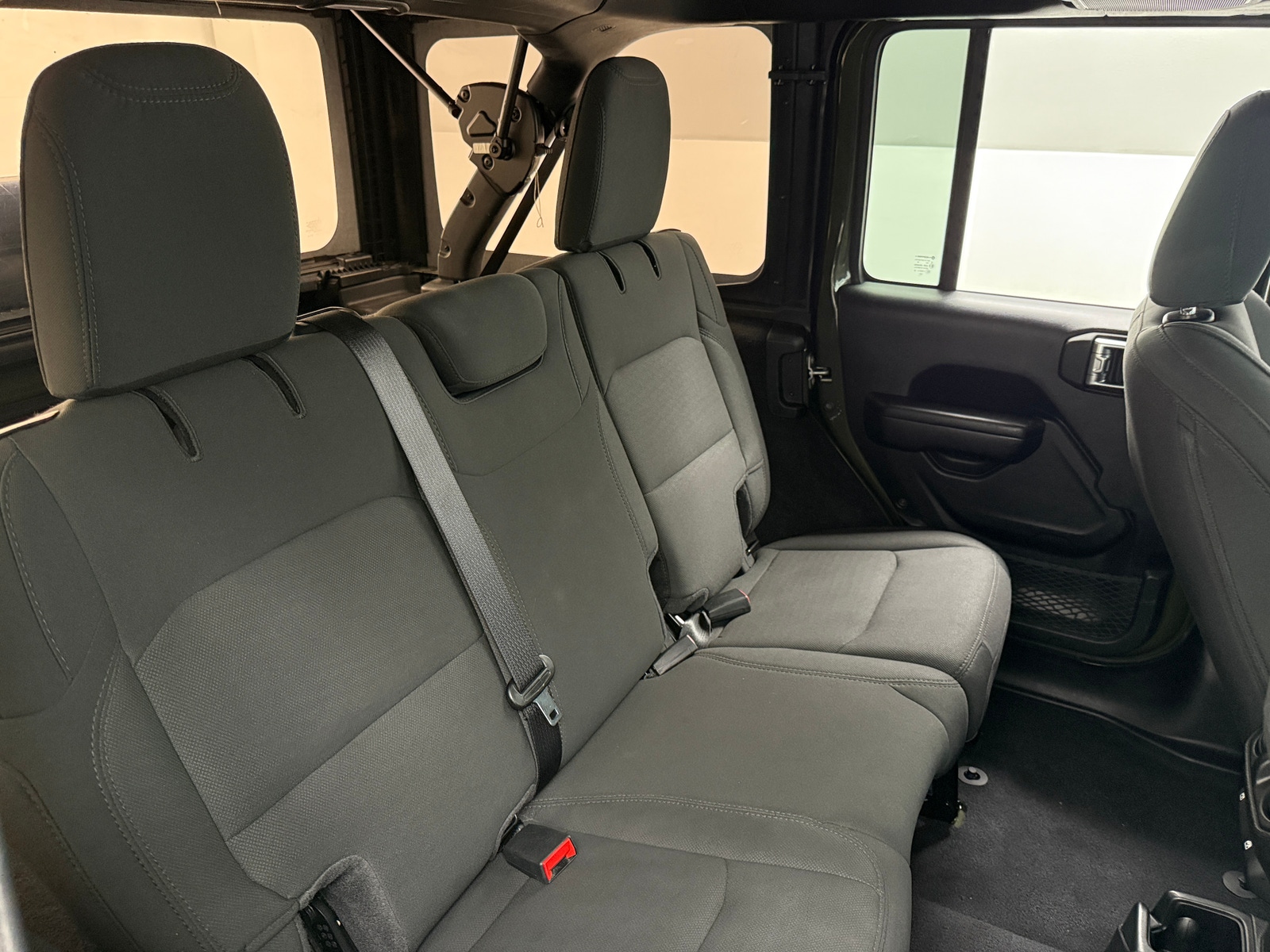 Thumbnail: 2021 Jeep Wrangler - 6