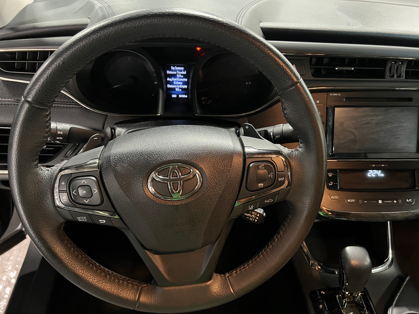 Thumbnail: 2018 Toyota Avalon - 4