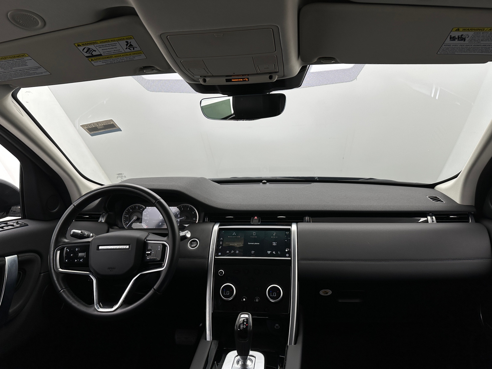 Thumbnail: 2021 Land Rover Discovery Sport - 2