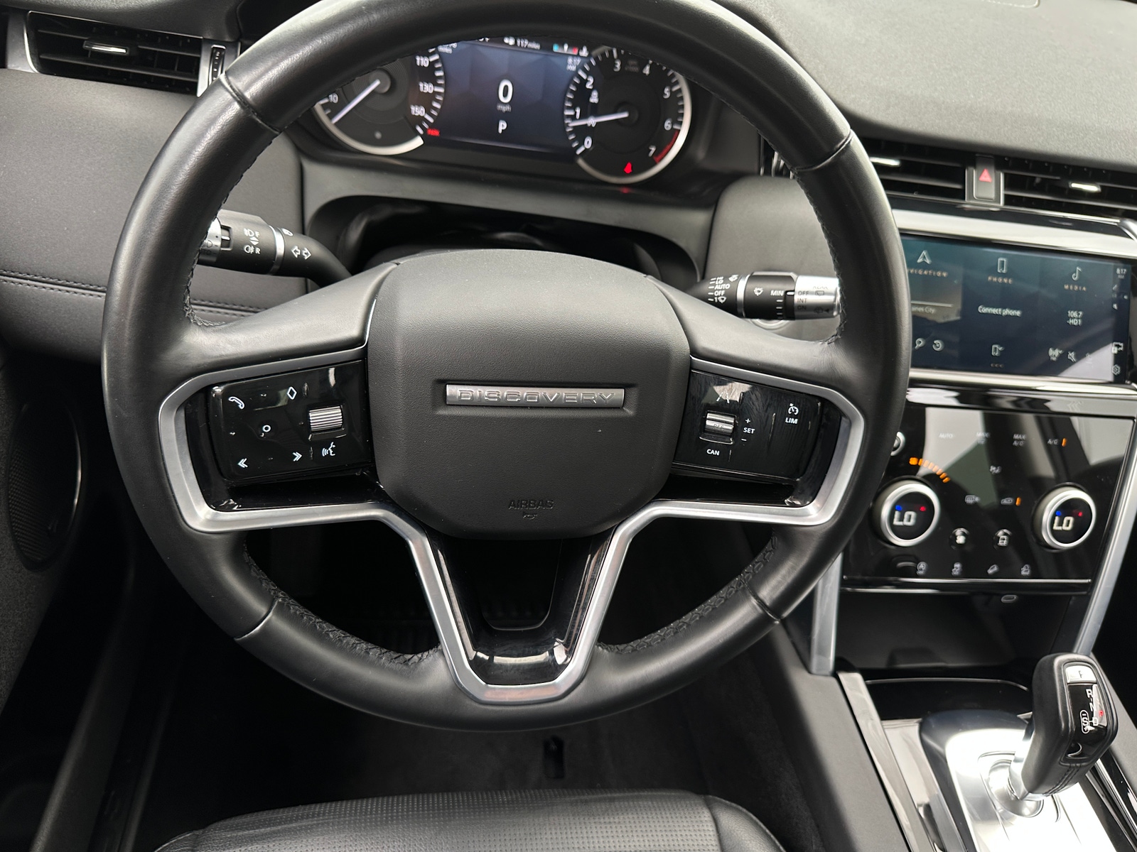 Thumbnail: 2021 Land Rover Discovery Sport - 4