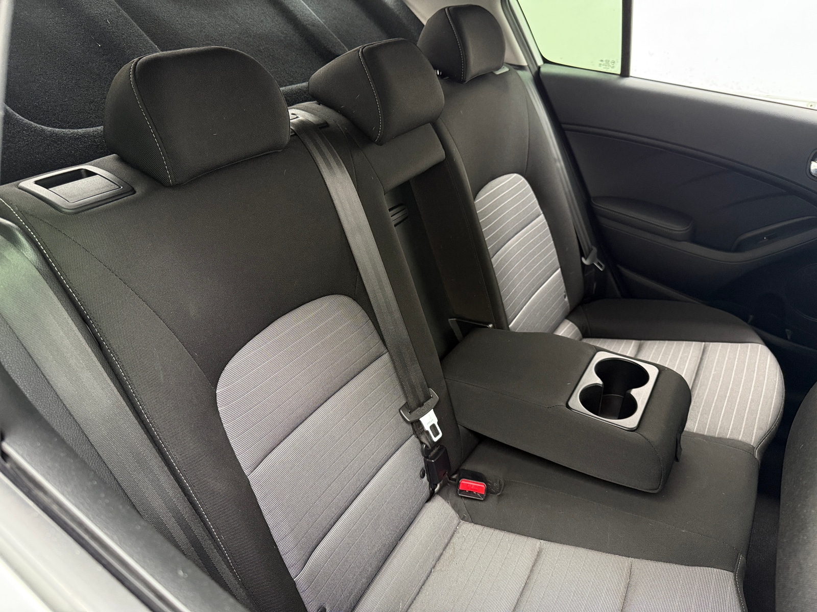 Thumbnail: 2016 Kia Forte - 6