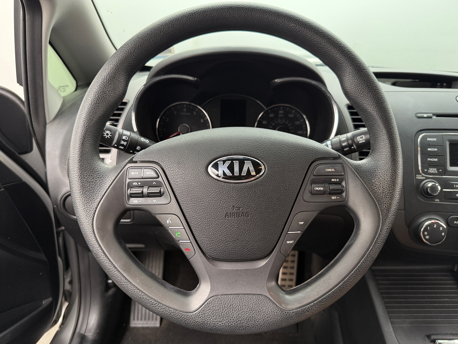 Thumbnail: 2016 Kia Forte - 5