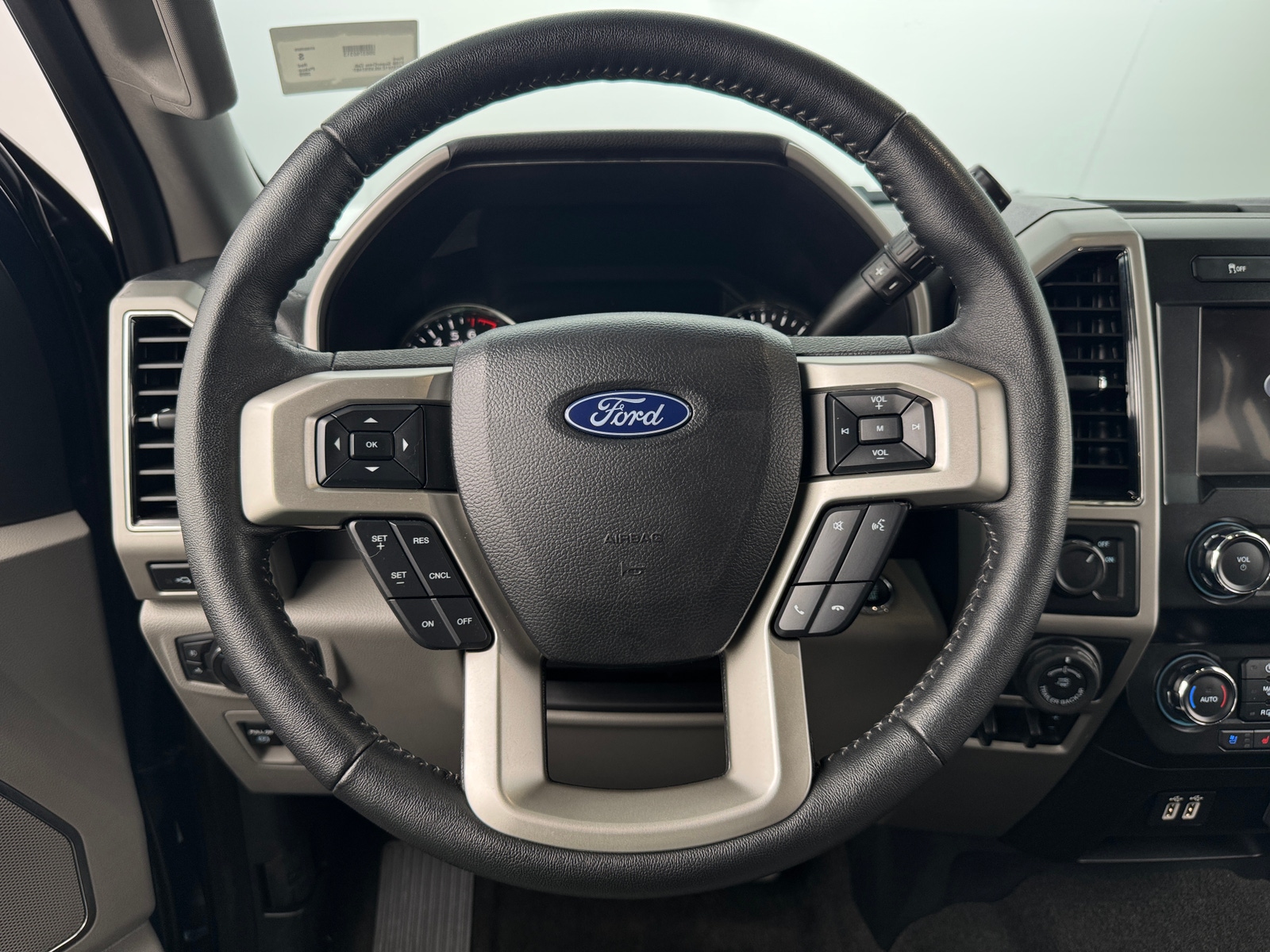 Thumbnail: 2020 Ford Econoline - 4