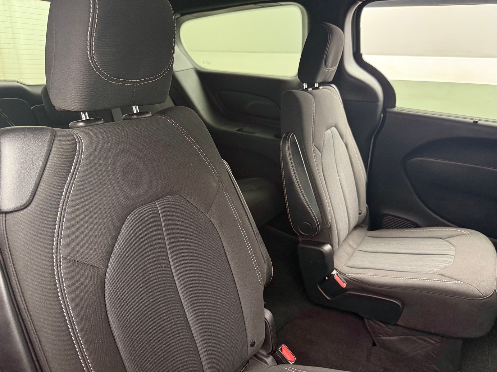 Thumbnail: 2020 Chrysler Pacifica - 6