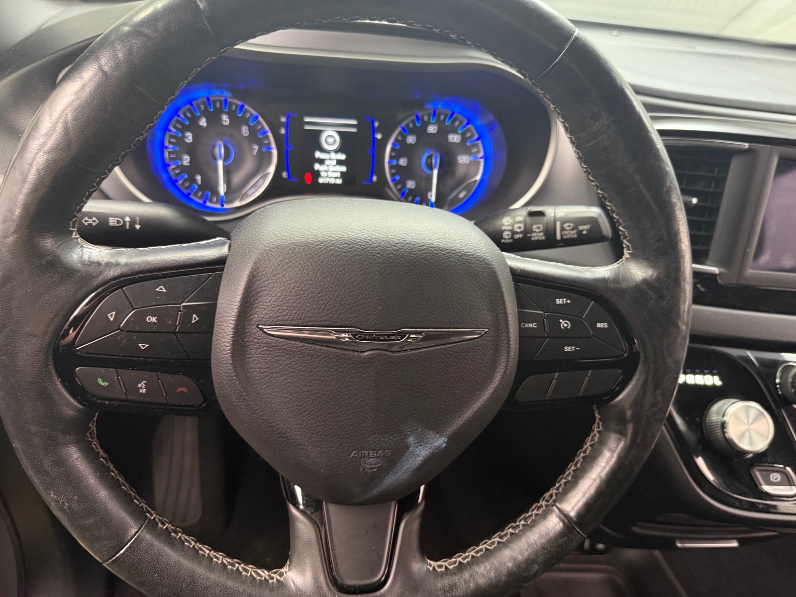 Thumbnail: 2020 Chrysler Pacifica - 5