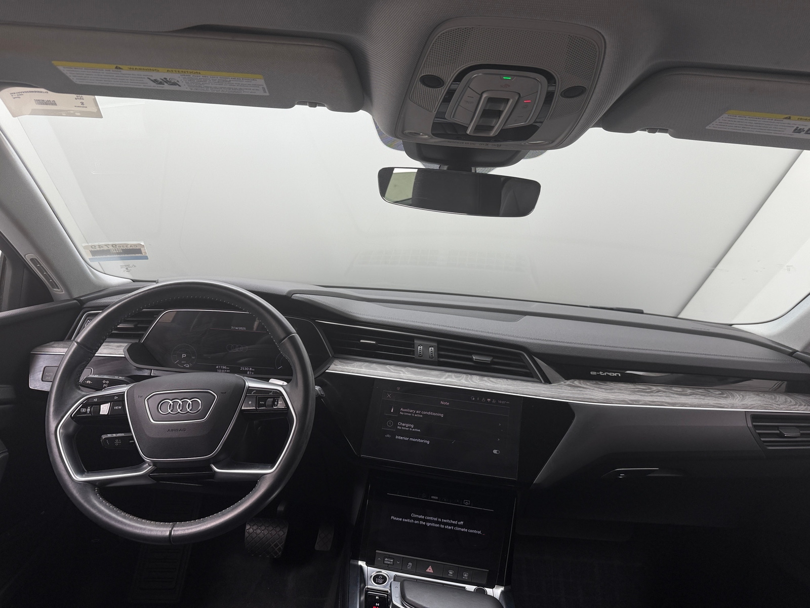 Thumbnail: 2021 Audi e-tron - 2