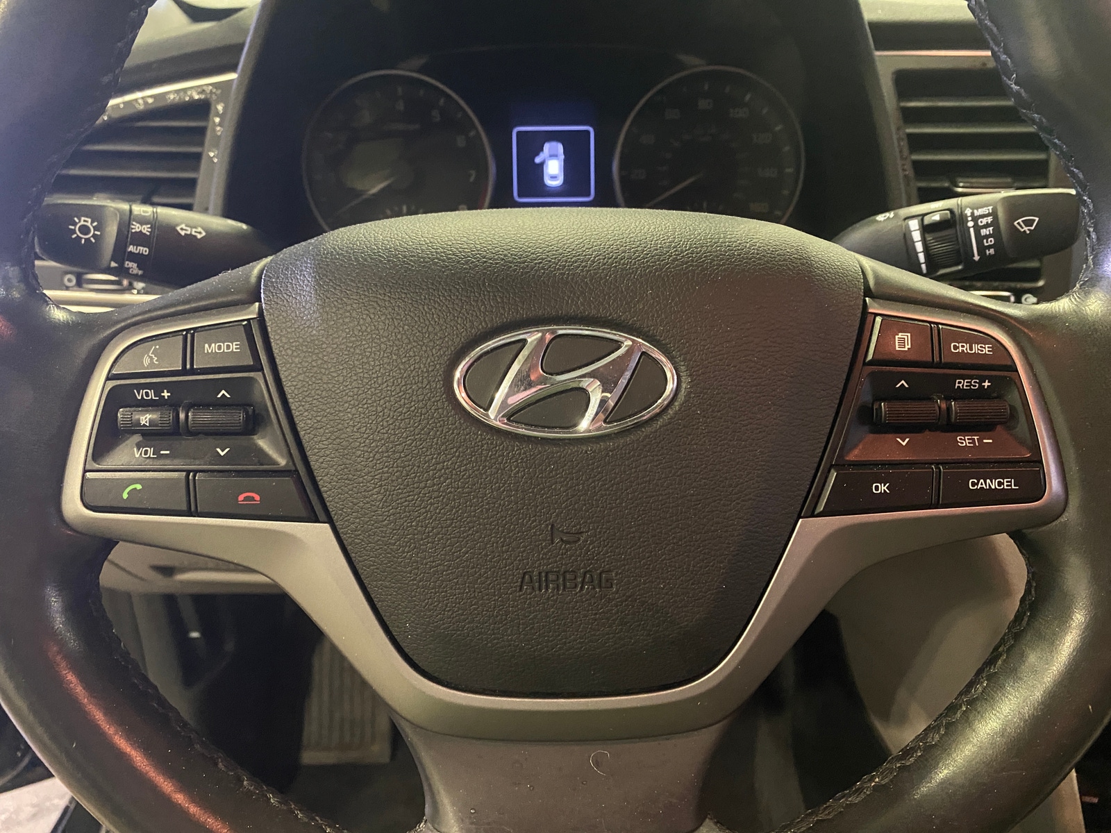Thumbnail: 2018 Hyundai Elantra - 5