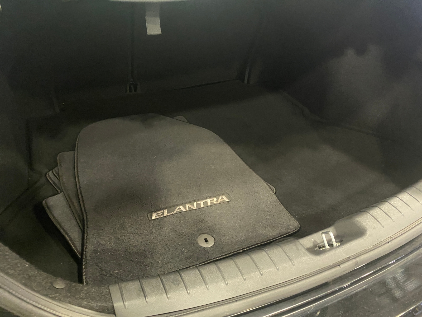 Thumbnail: 2018 Hyundai Elantra - 7