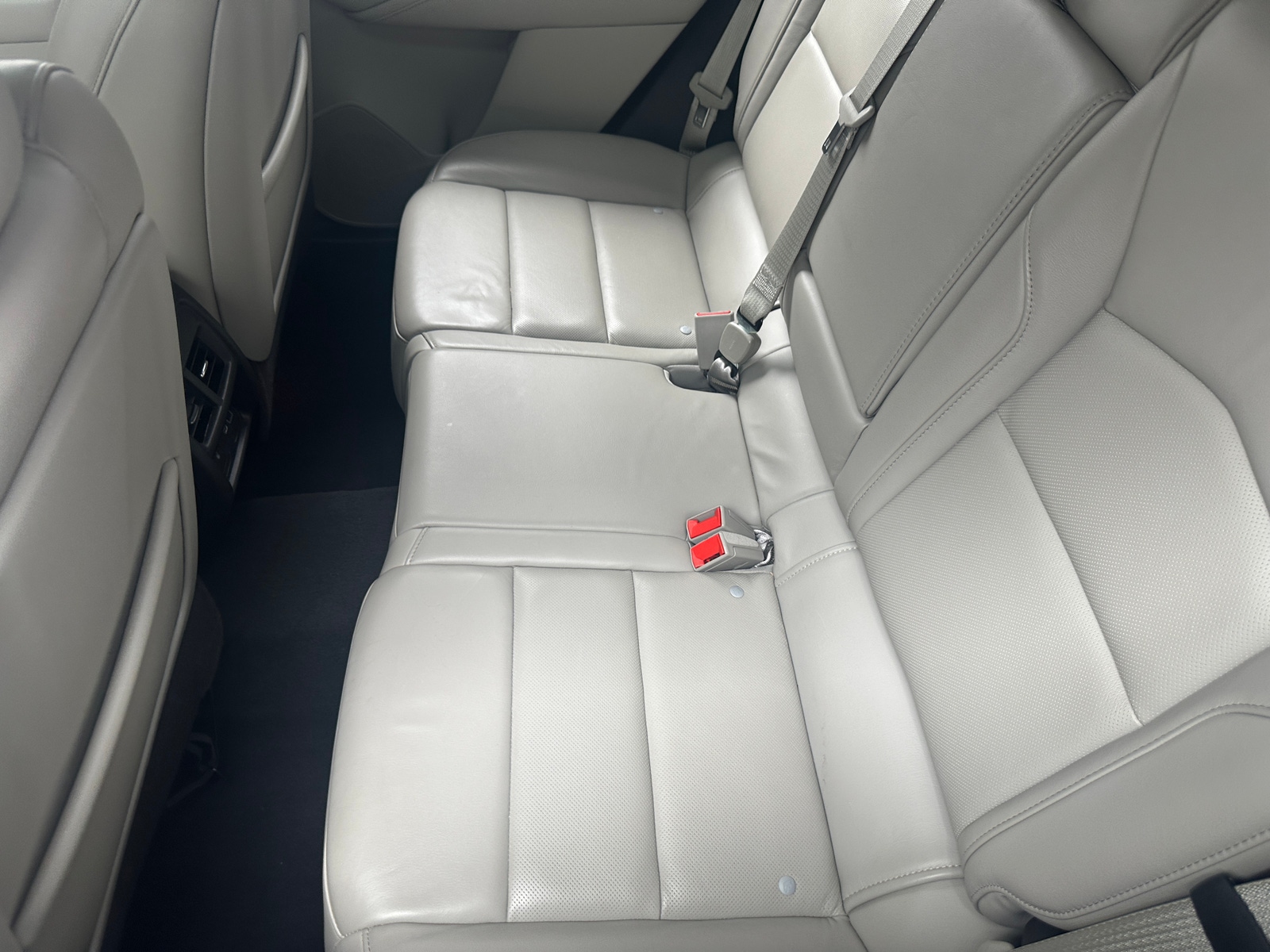 Thumbnail: 2019 Cadillac XT4 - 5