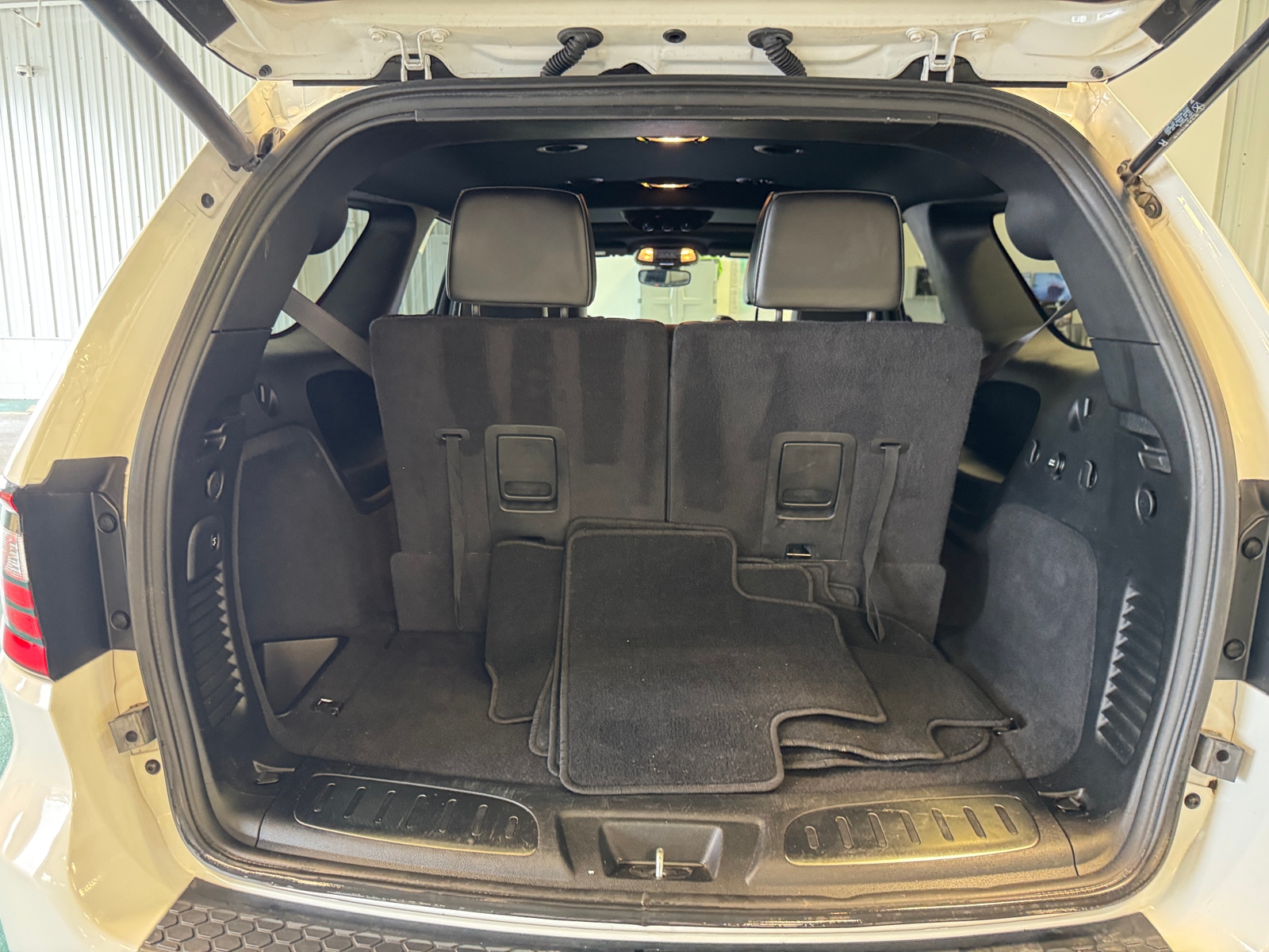 Thumbnail: 2021 Dodge Durango - 6