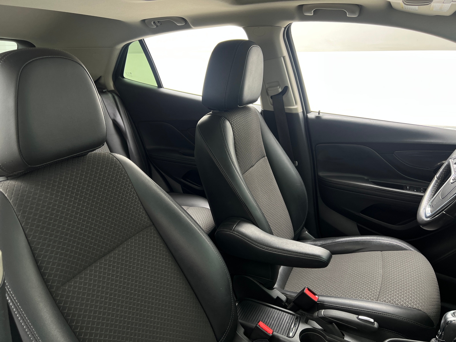 Thumbnail: 2019 Buick Encore - 2