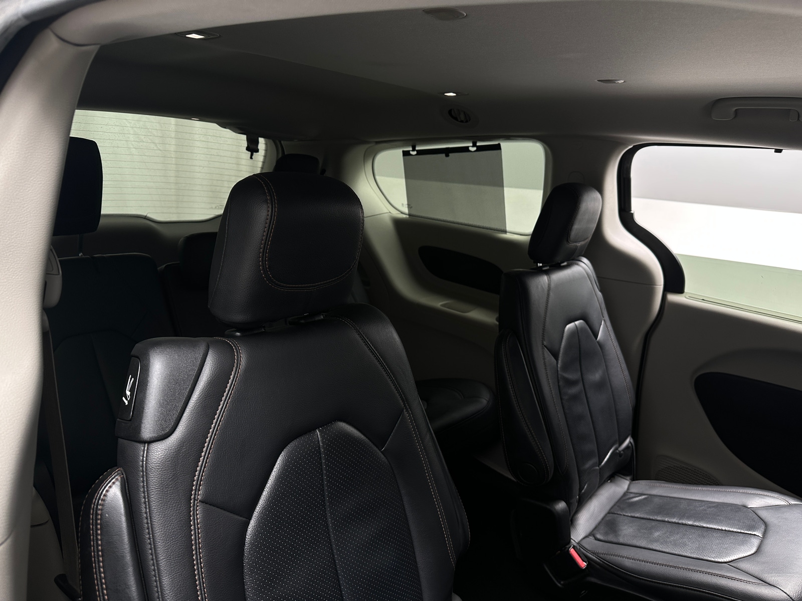 Thumbnail: 2017 Chrysler Pacifica - 5