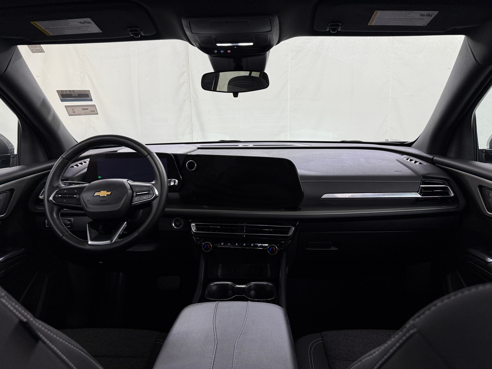 Thumbnail: 2025 Chevrolet Traverse - 3