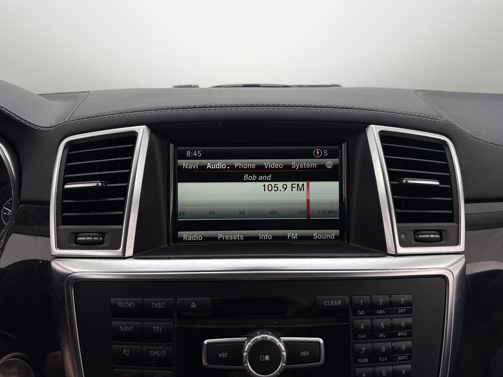 Thumbnail: 2016 Mercedes-Benz GL-Class - 3