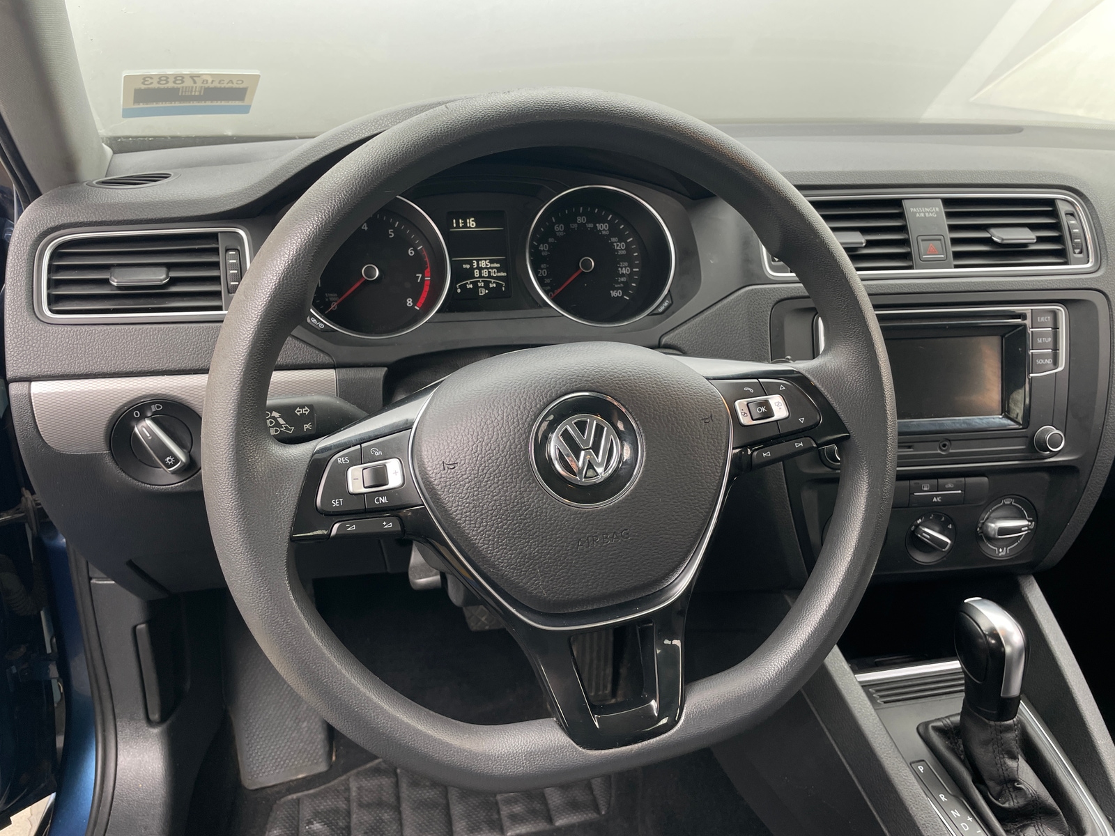 Thumbnail: 2017 Volkswagen Jetta - 5