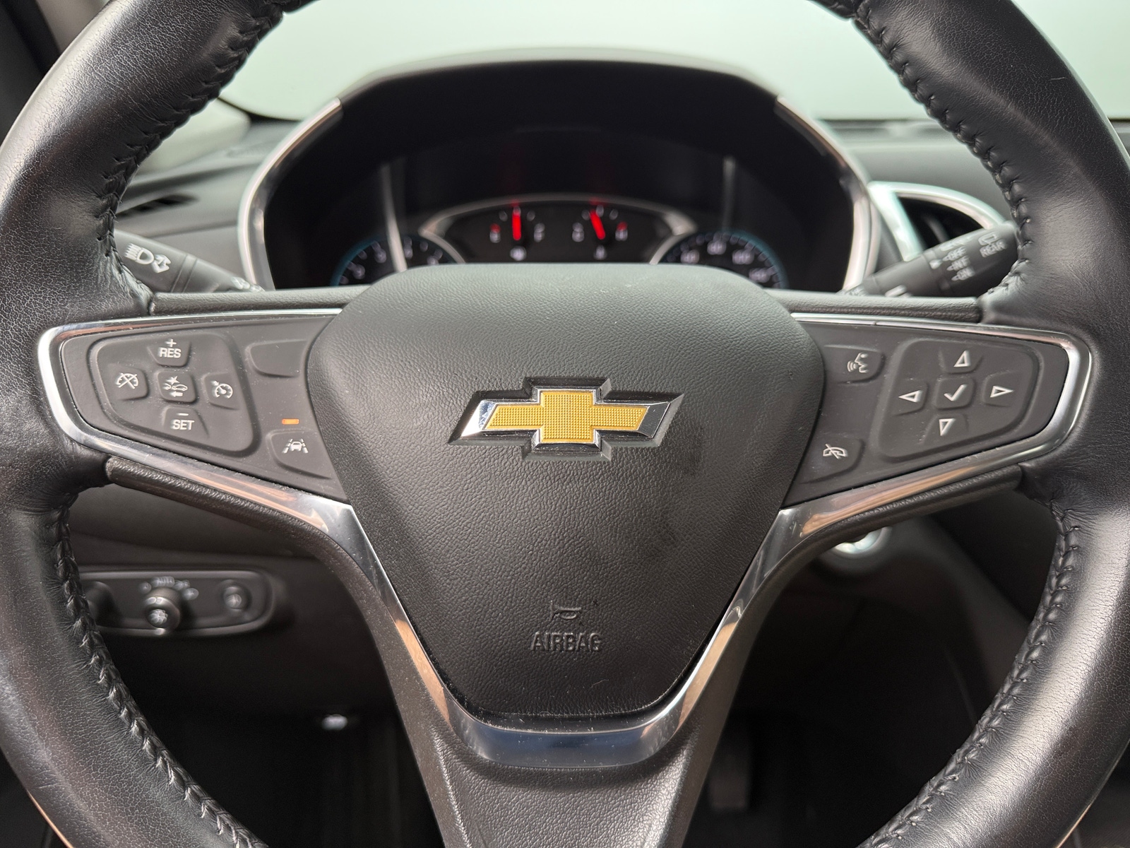 Thumbnail: 2021 Chevrolet Equinox - 5