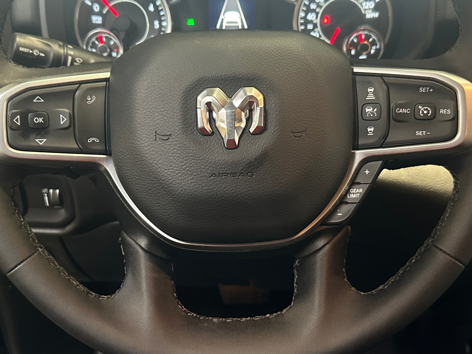 Thumbnail: 2025 RAM 1500 - 5