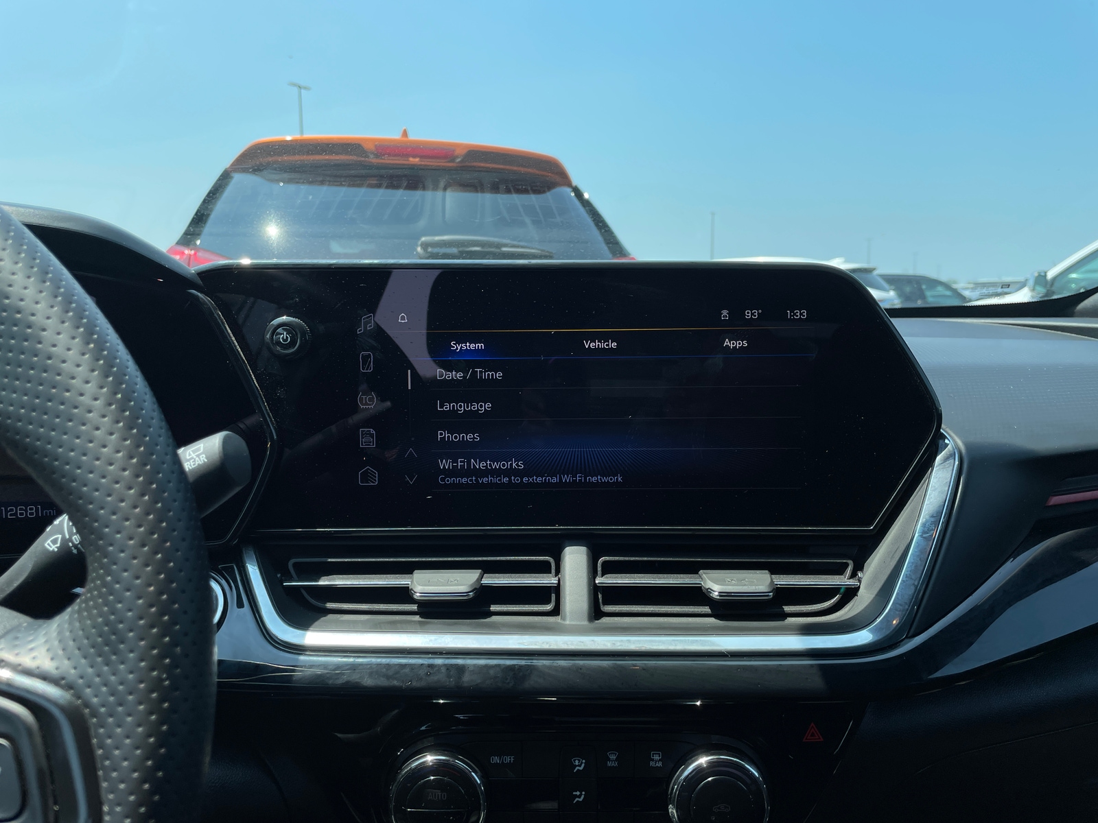Thumbnail: 2024 Chevrolet Trax - 3