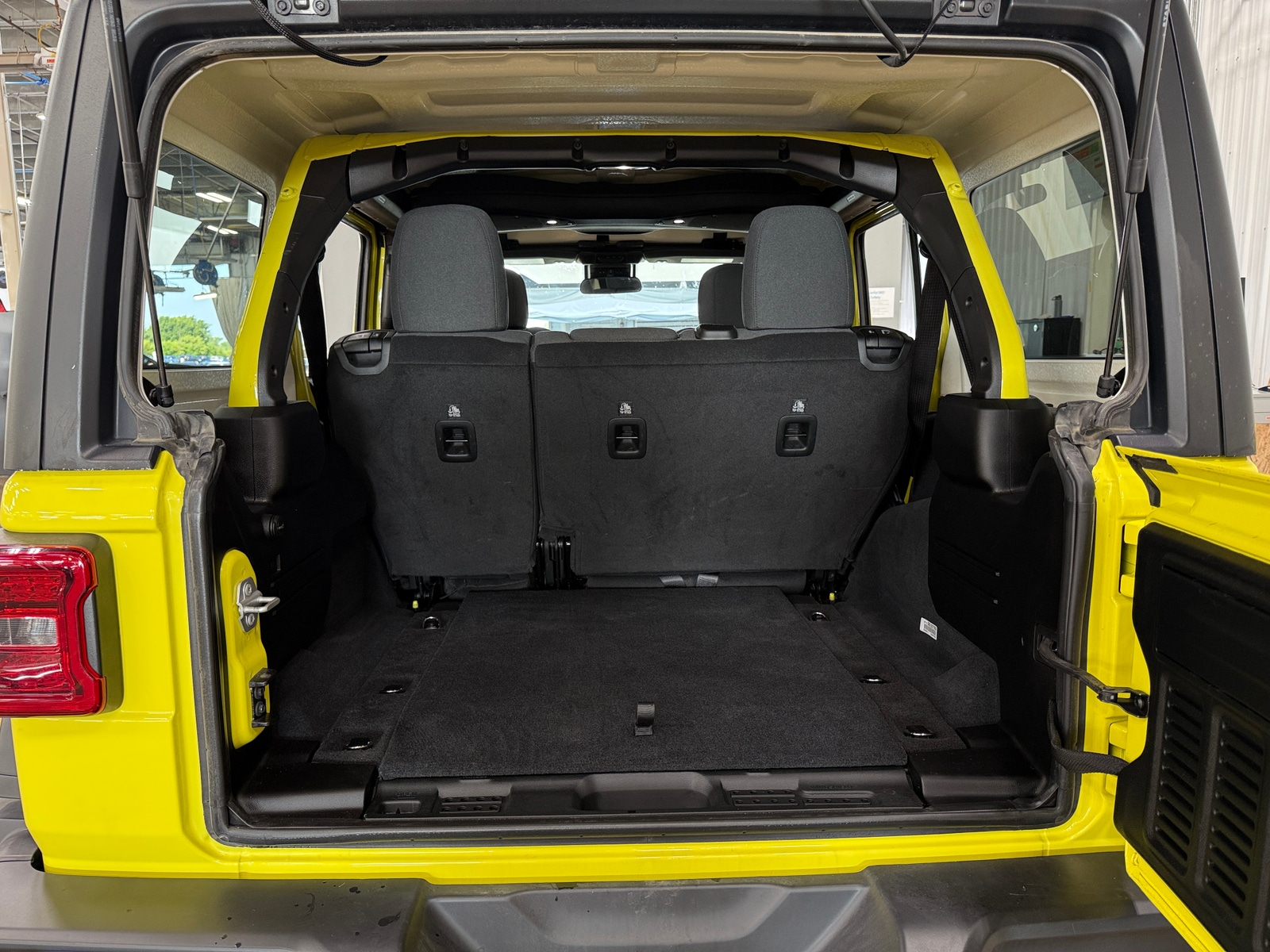 Thumbnail: 2024 Jeep Wrangler - 7