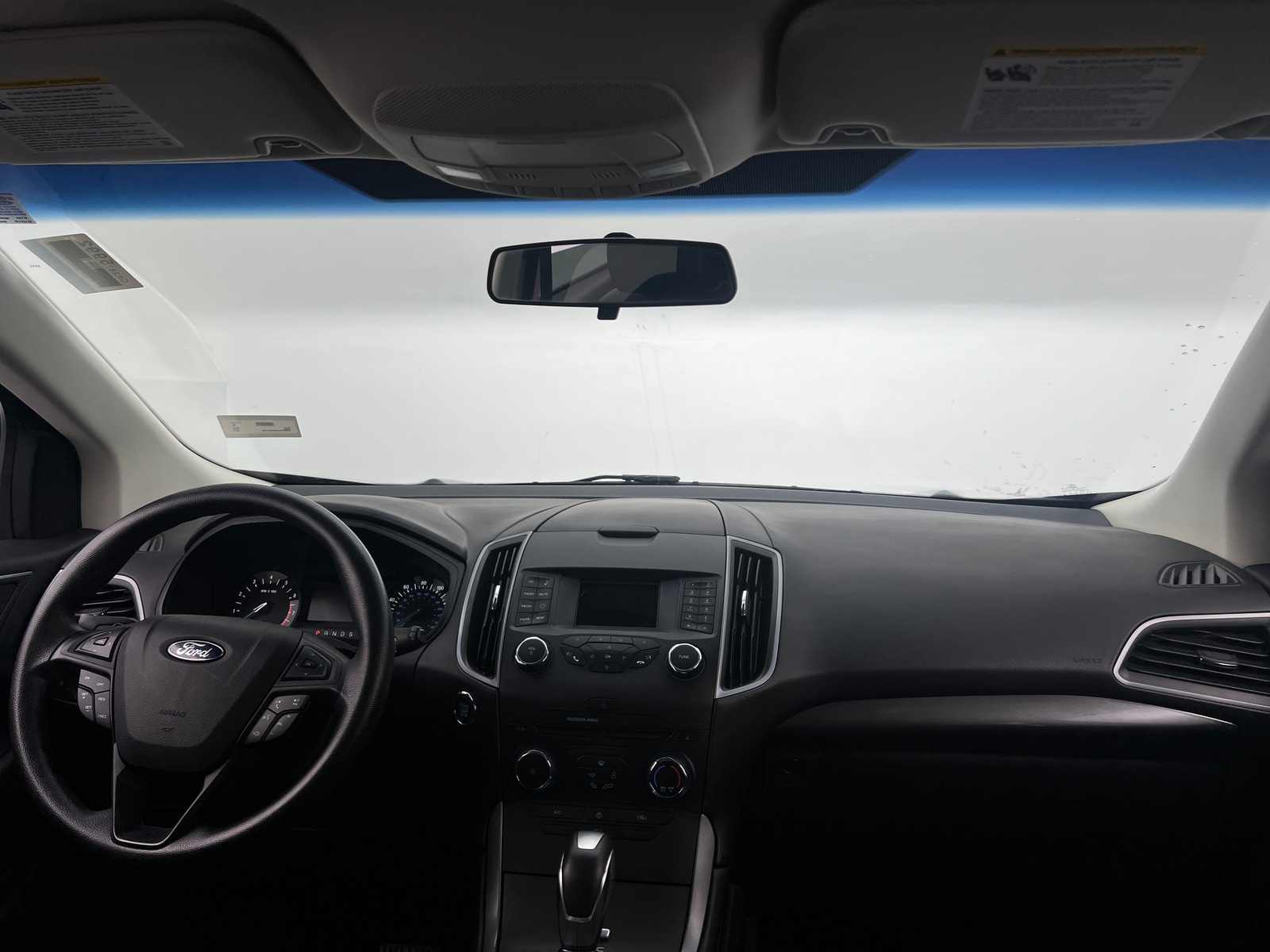 Thumbnail: 2017 Ford Edge - 3