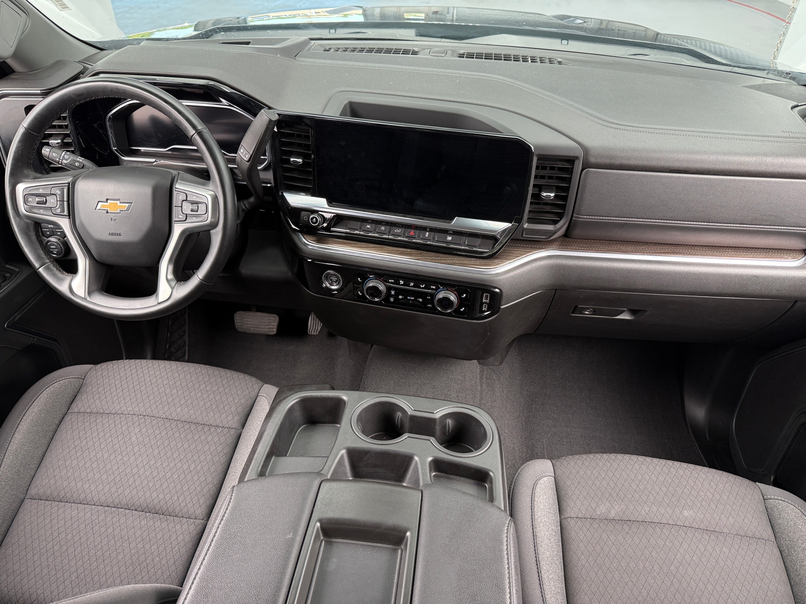 Thumbnail: 2024 Chevrolet Silverado 1500 - 2