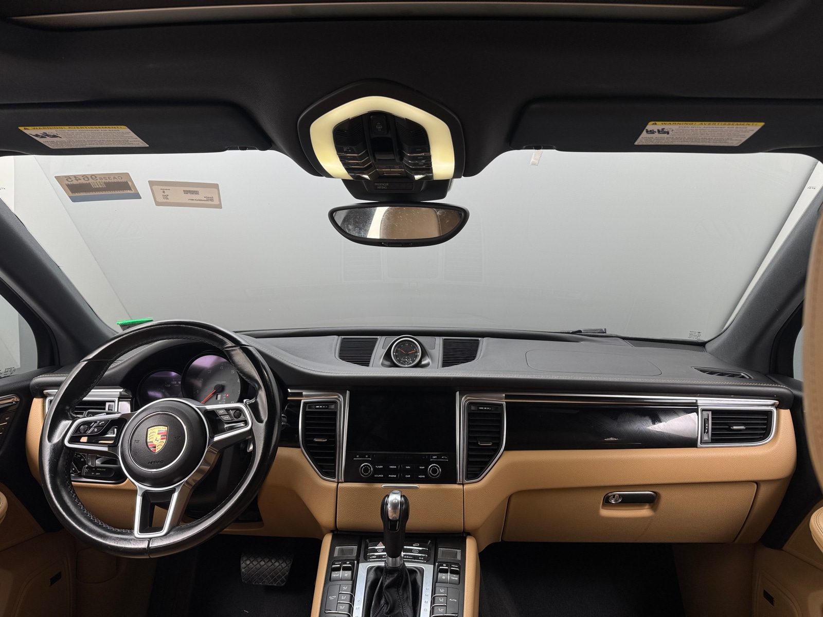 Thumbnail: 2017 Porsche Macan - 2