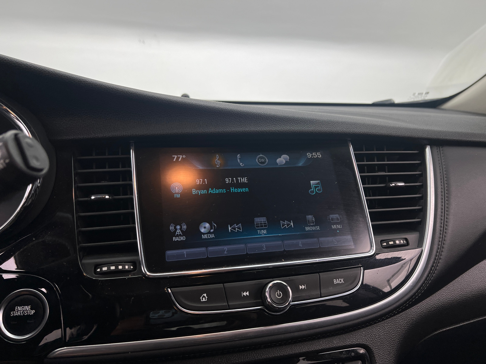 Thumbnail: 2020 Buick Encore - 4