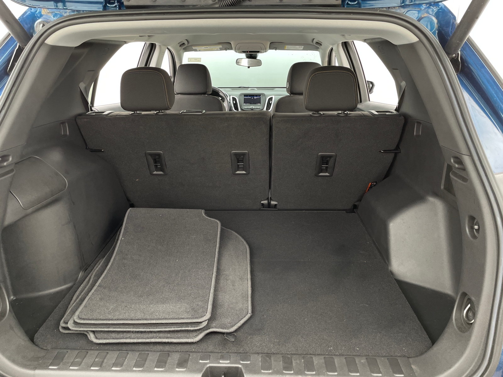 Thumbnail: 2021 Chevrolet Equinox - 7