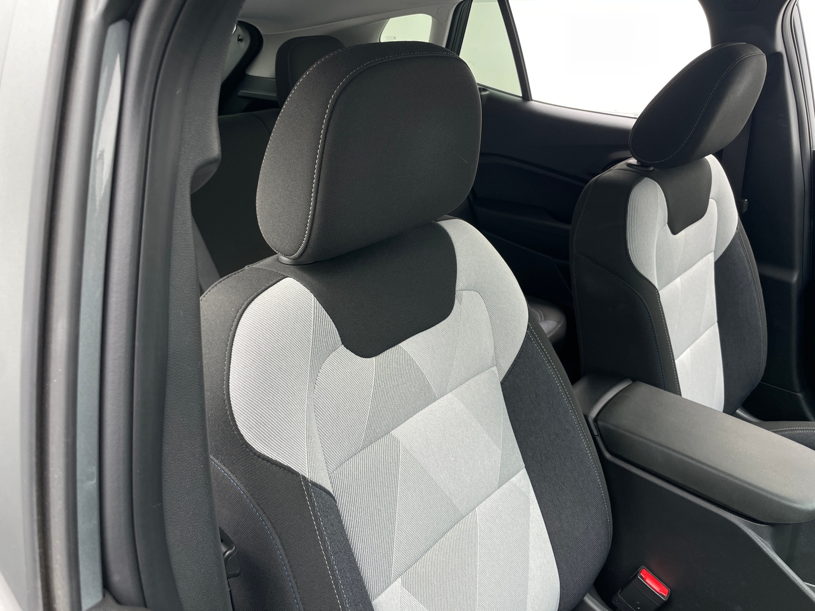 Thumbnail: 2024 Chevrolet Trax - 2