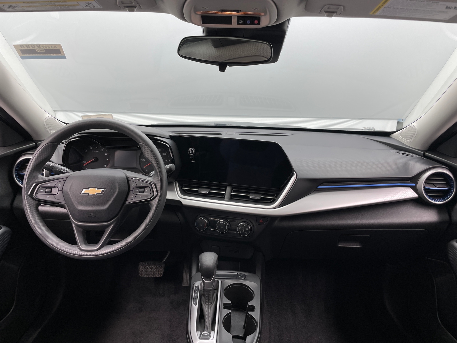 Thumbnail: 2024 Chevrolet Trax - 3