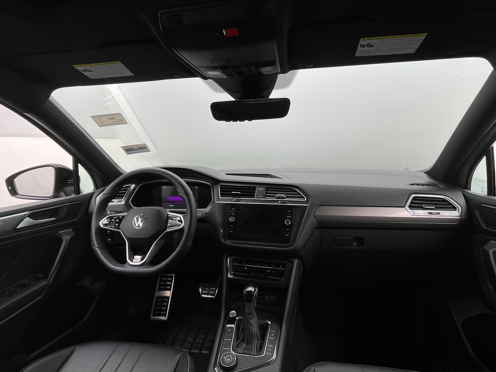 Thumbnail: 2022 Volkswagen Tiguan - 2