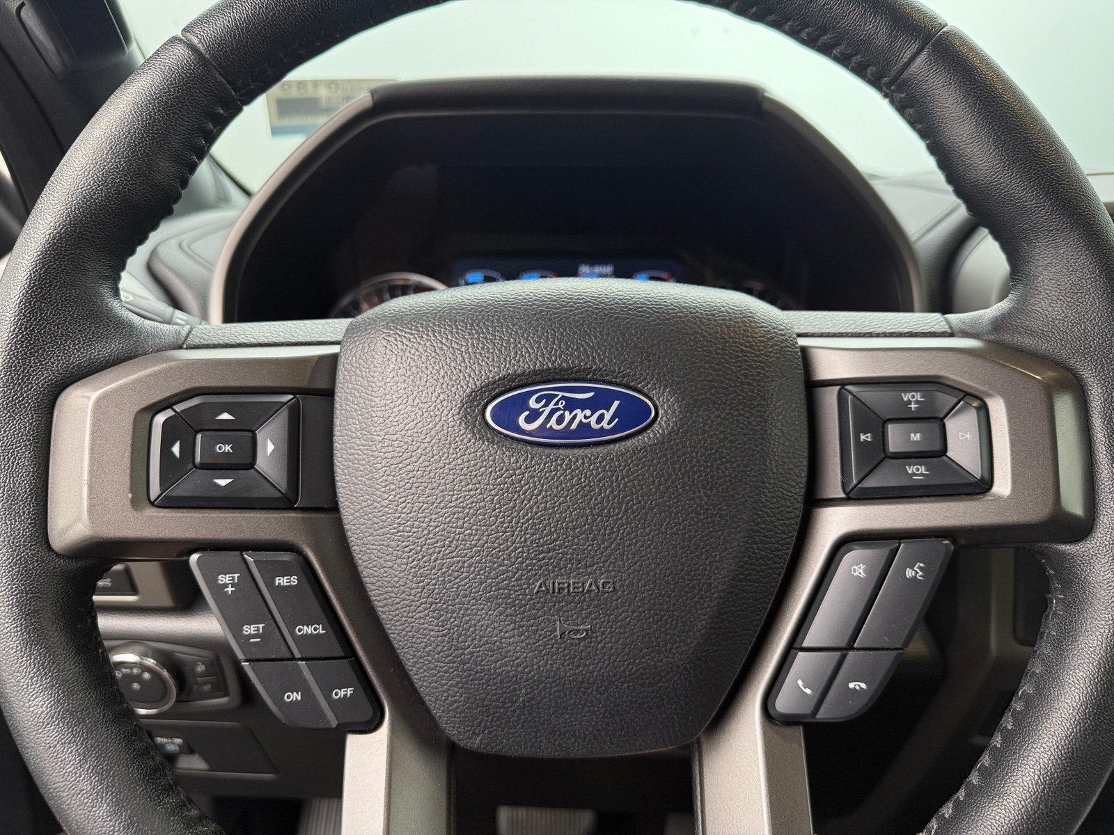 Thumbnail: 2020 Ford Expedition - 4