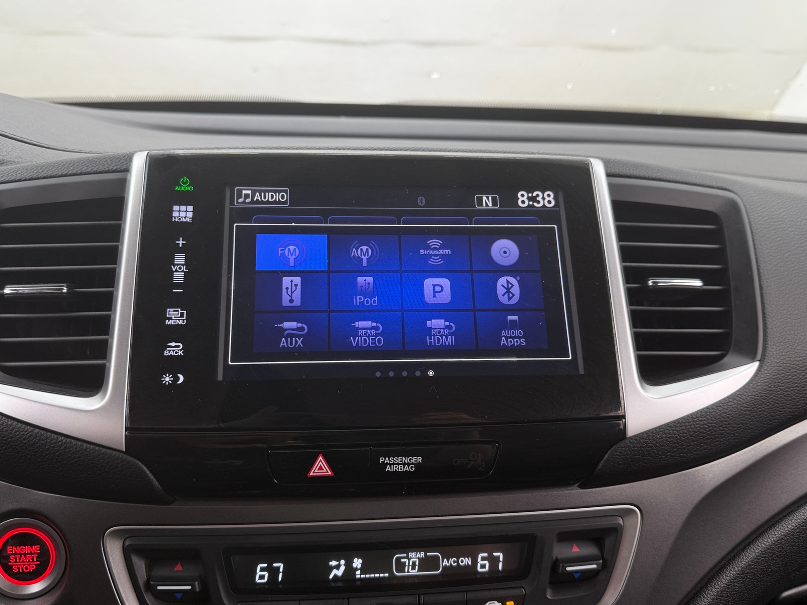 Thumbnail: 2016 Honda Pilot - 3