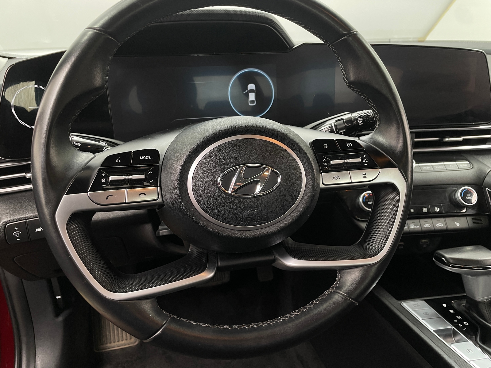 Thumbnail: 2023 Hyundai Elantra - 5