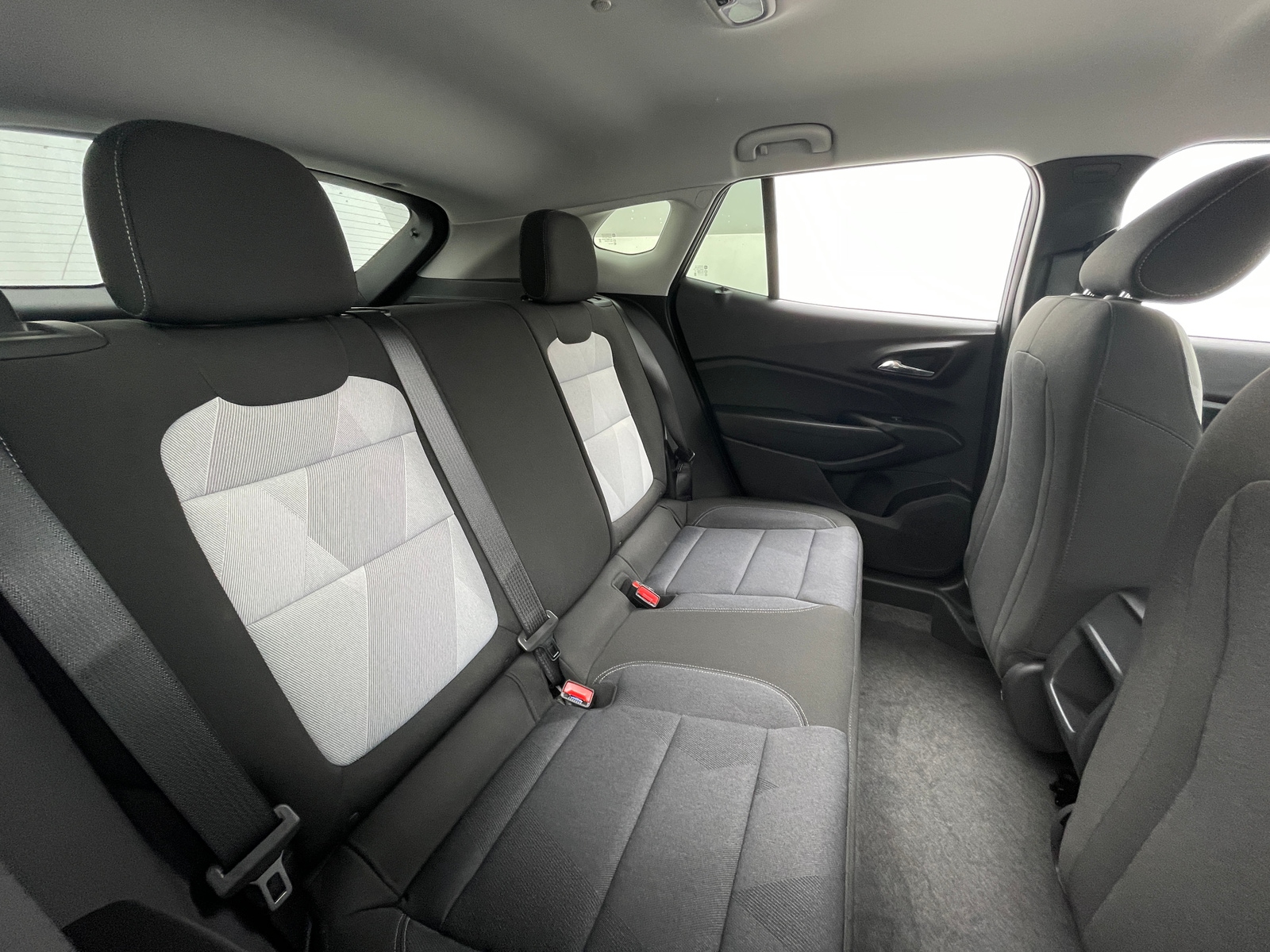Thumbnail: 2025 Chevrolet Trax - 6