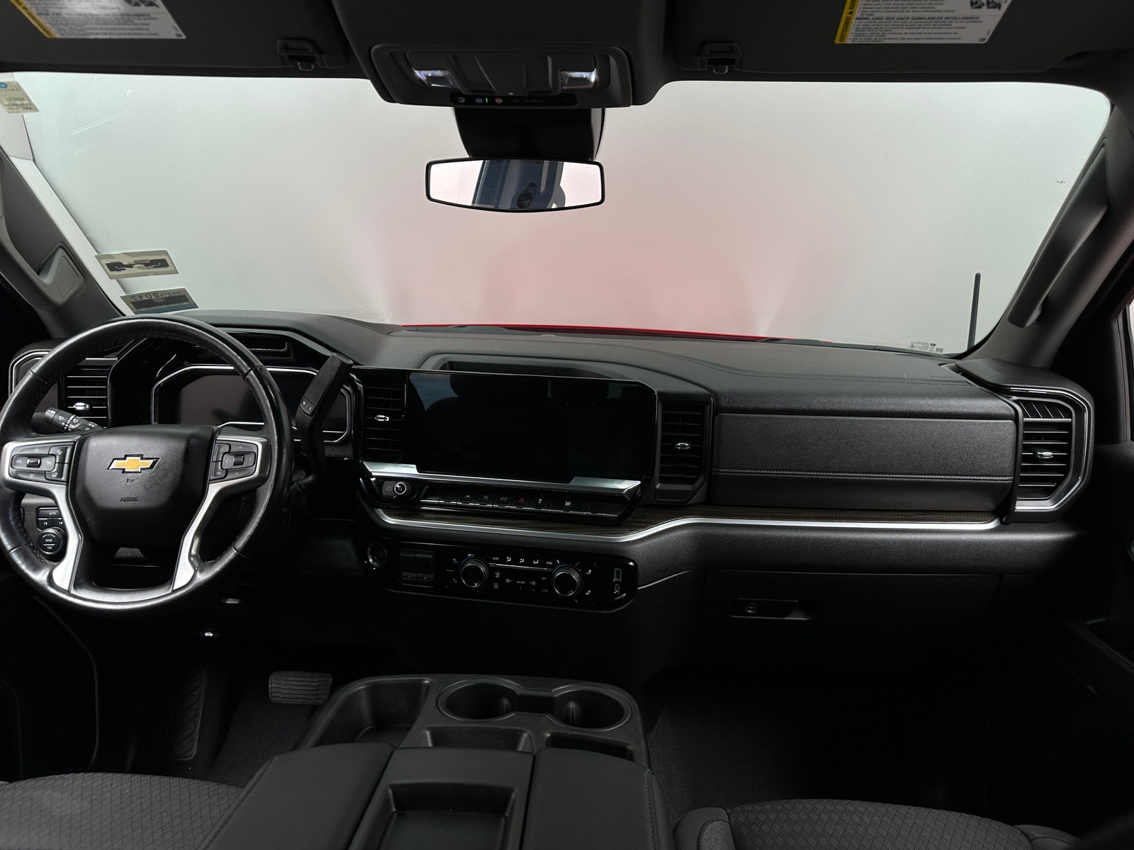 Thumbnail: 2022 Chevrolet Silverado 1500 - 3