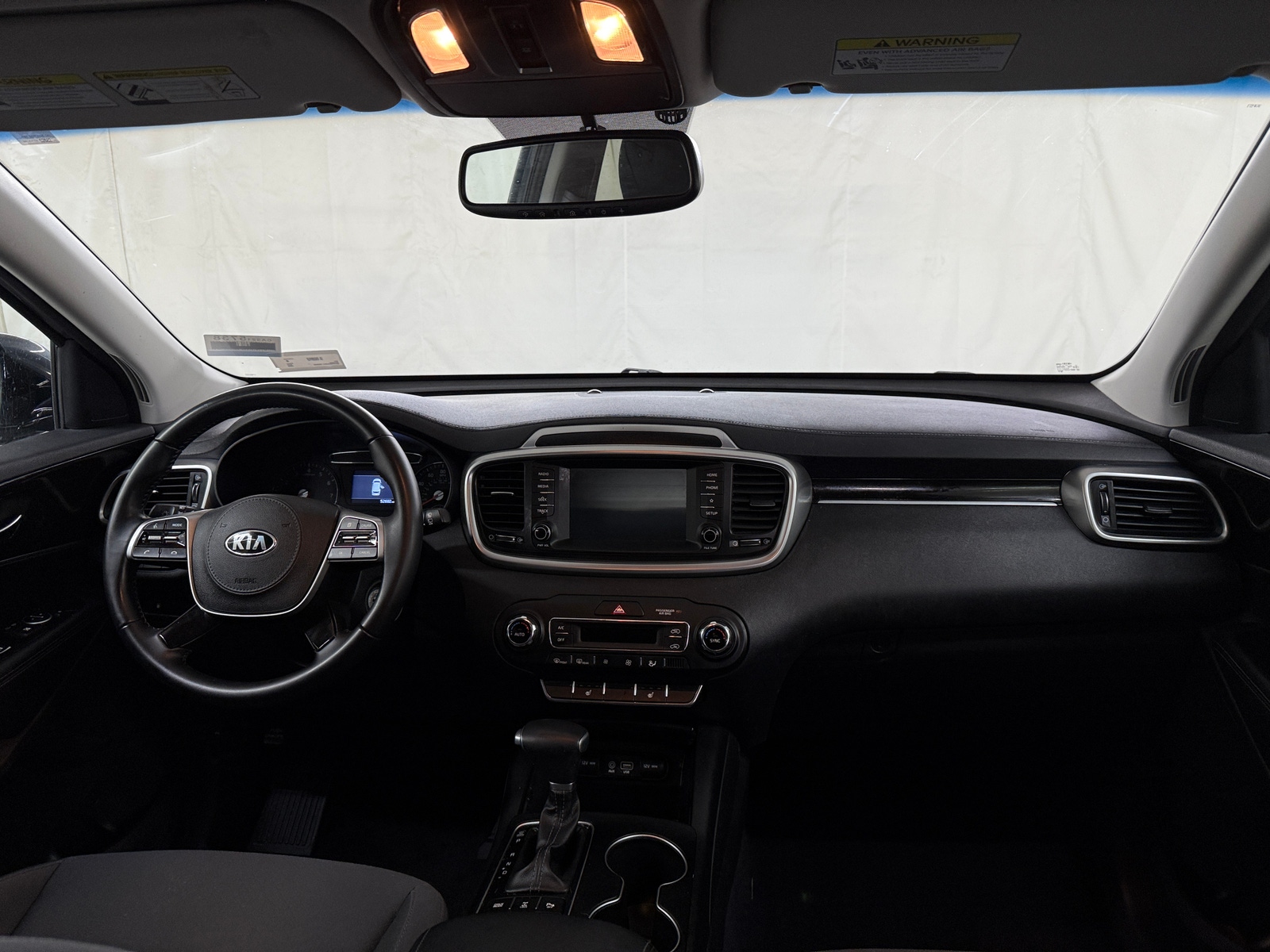 Thumbnail: 2020 Kia Sorento - 3