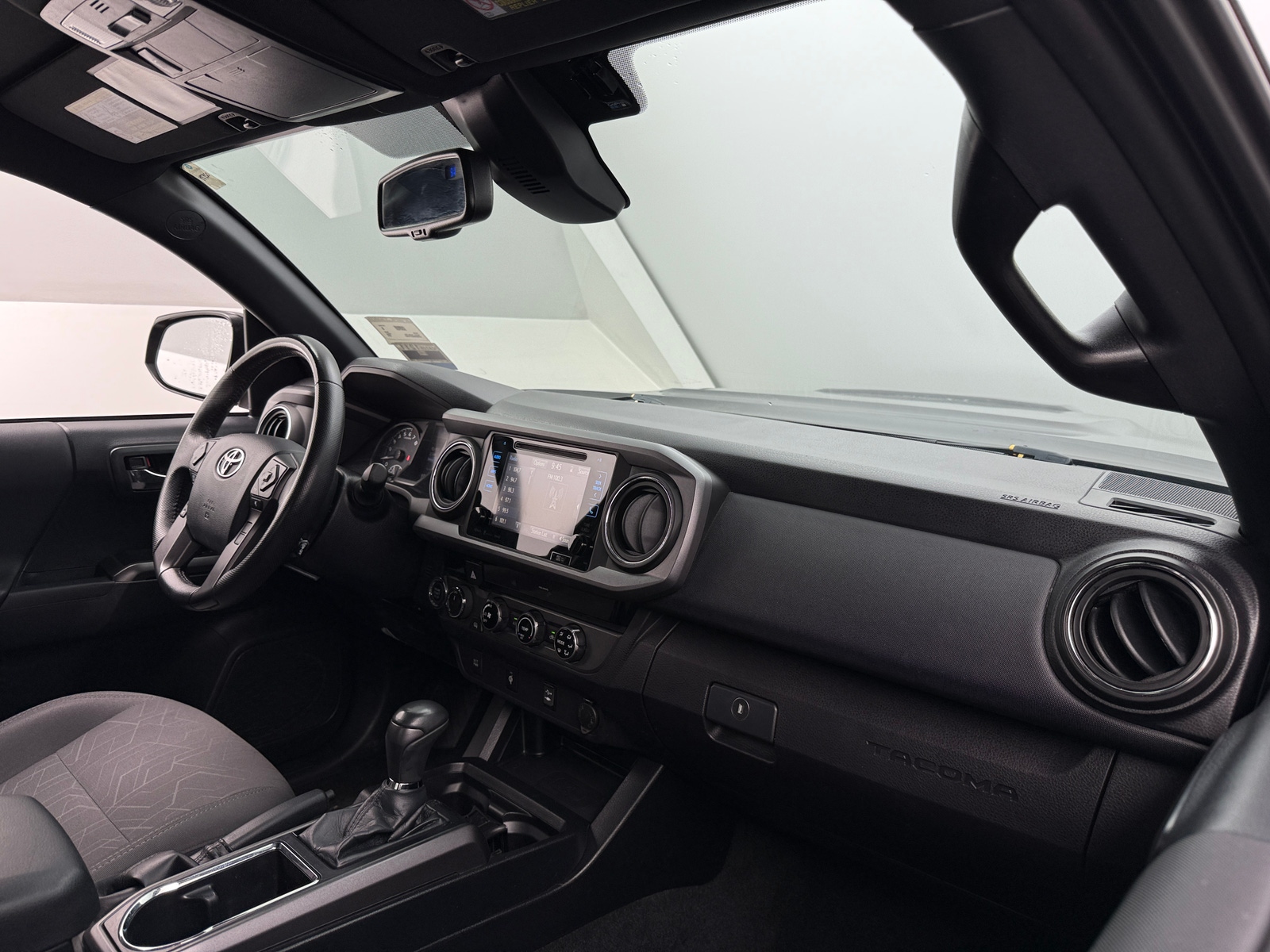Thumbnail: 2018 Toyota Tacoma - 3