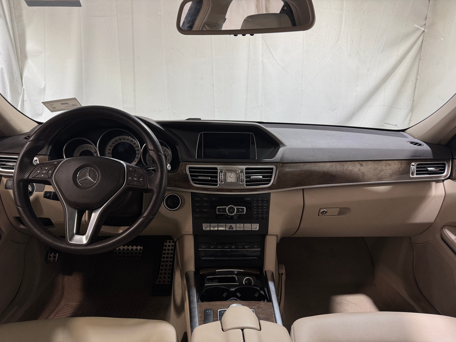 Thumbnail: 2015 Mercedes-Benz E-Class - 2