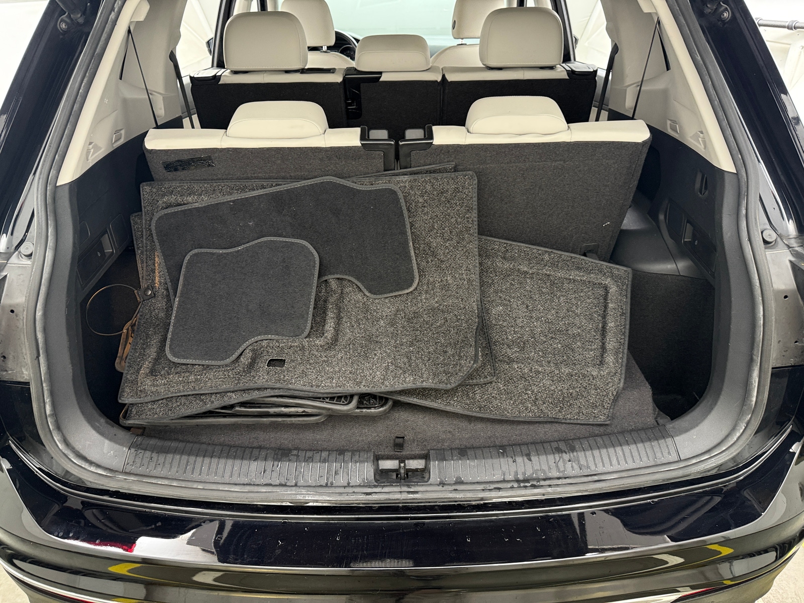 Thumbnail: 2018 Volkswagen Tiguan - 6