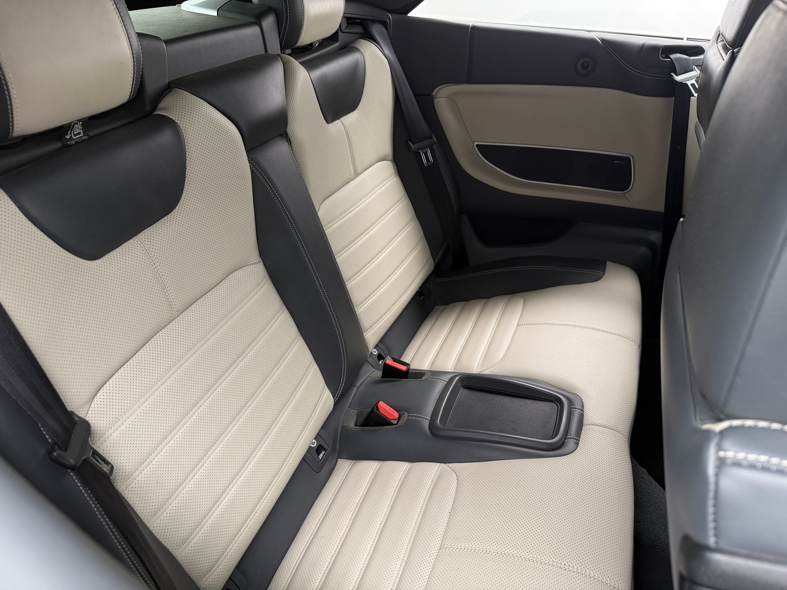 Thumbnail: 2018 Land Rover Range Rover Evoque - 5