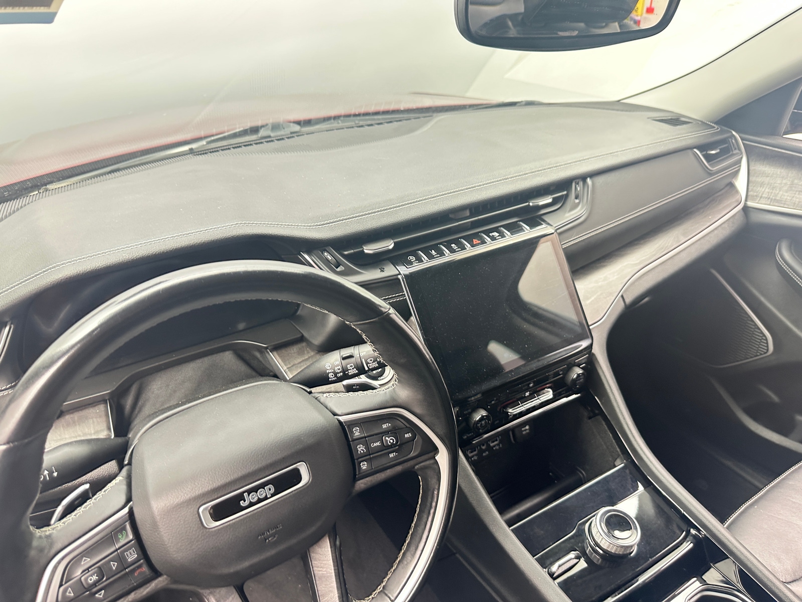 Thumbnail: 2021 Jeep Grand Cherokee L - 2