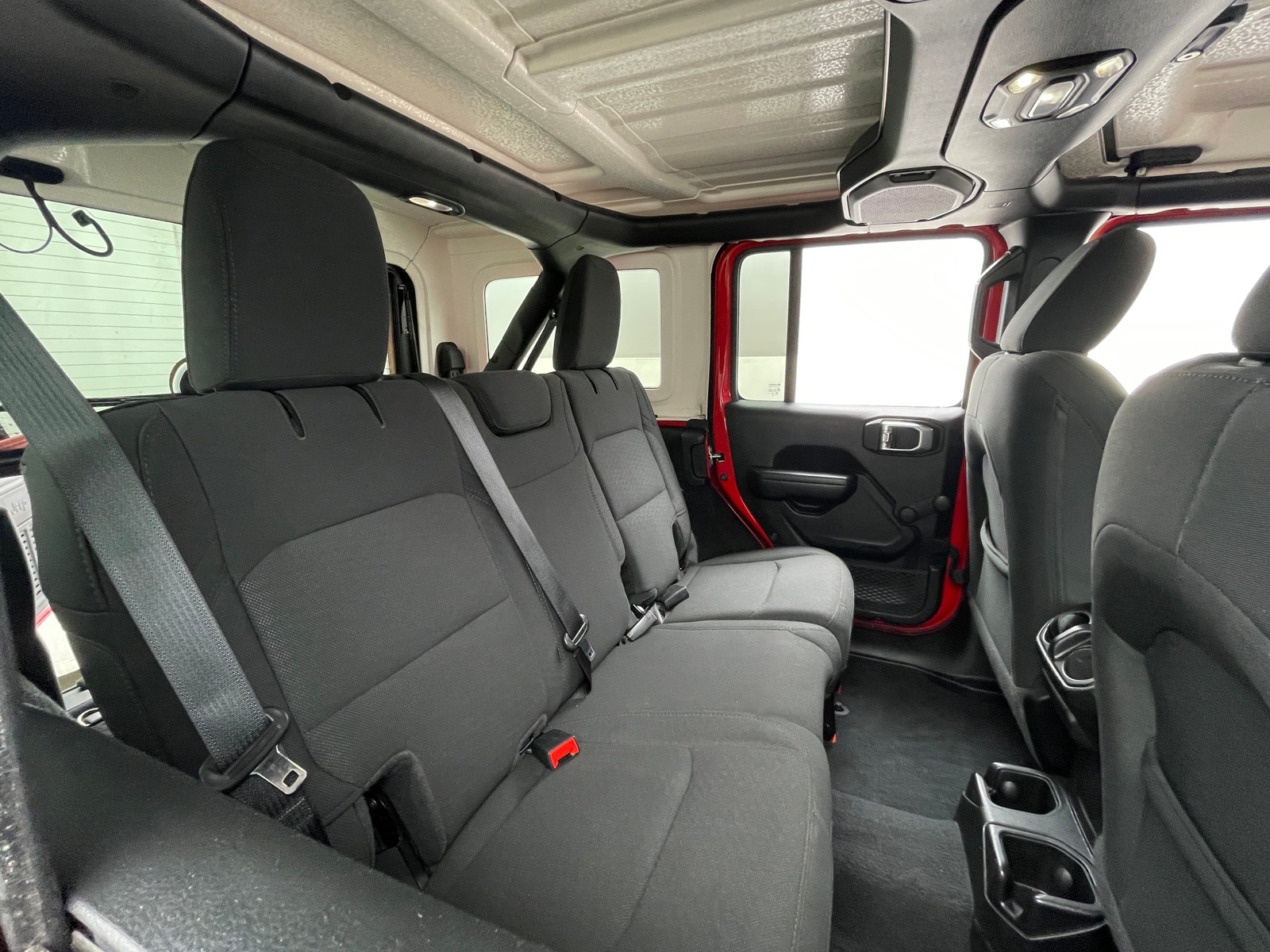 Thumbnail: 2020 Jeep Wrangler - 6