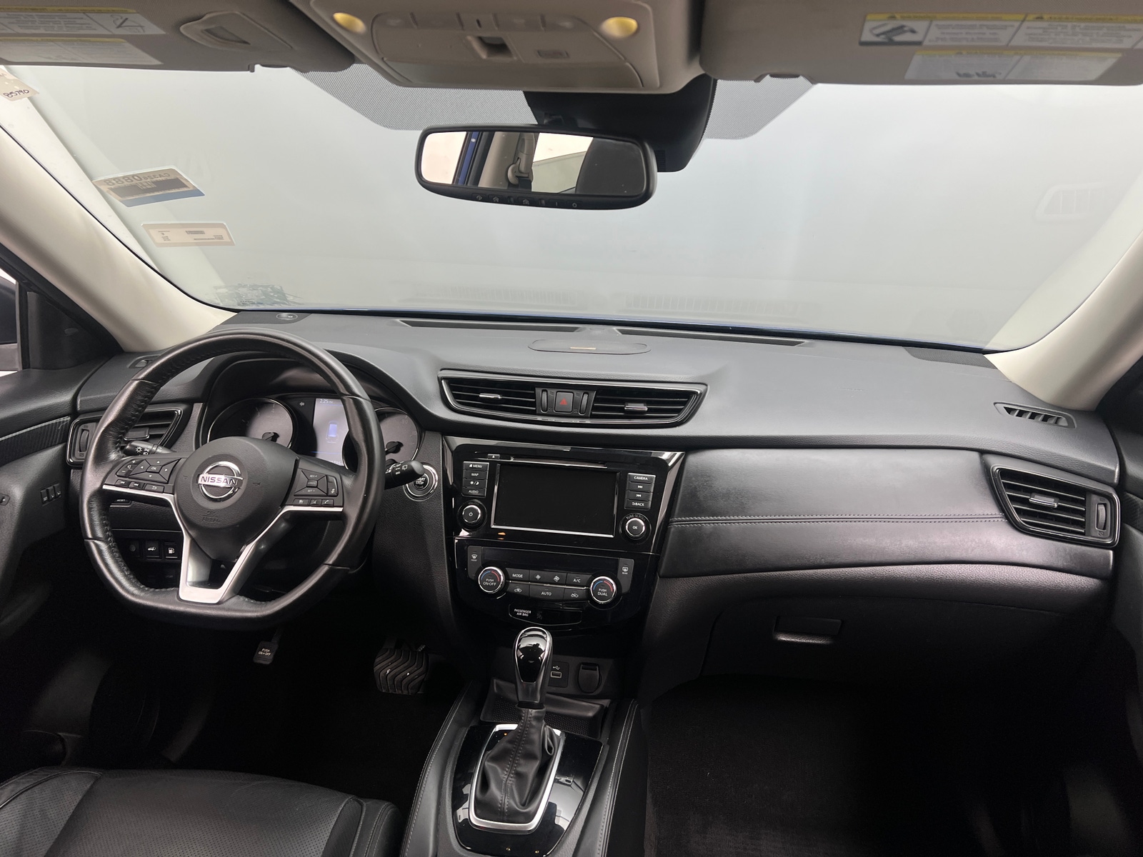 Thumbnail: 2018 Nissan Rogue - 2