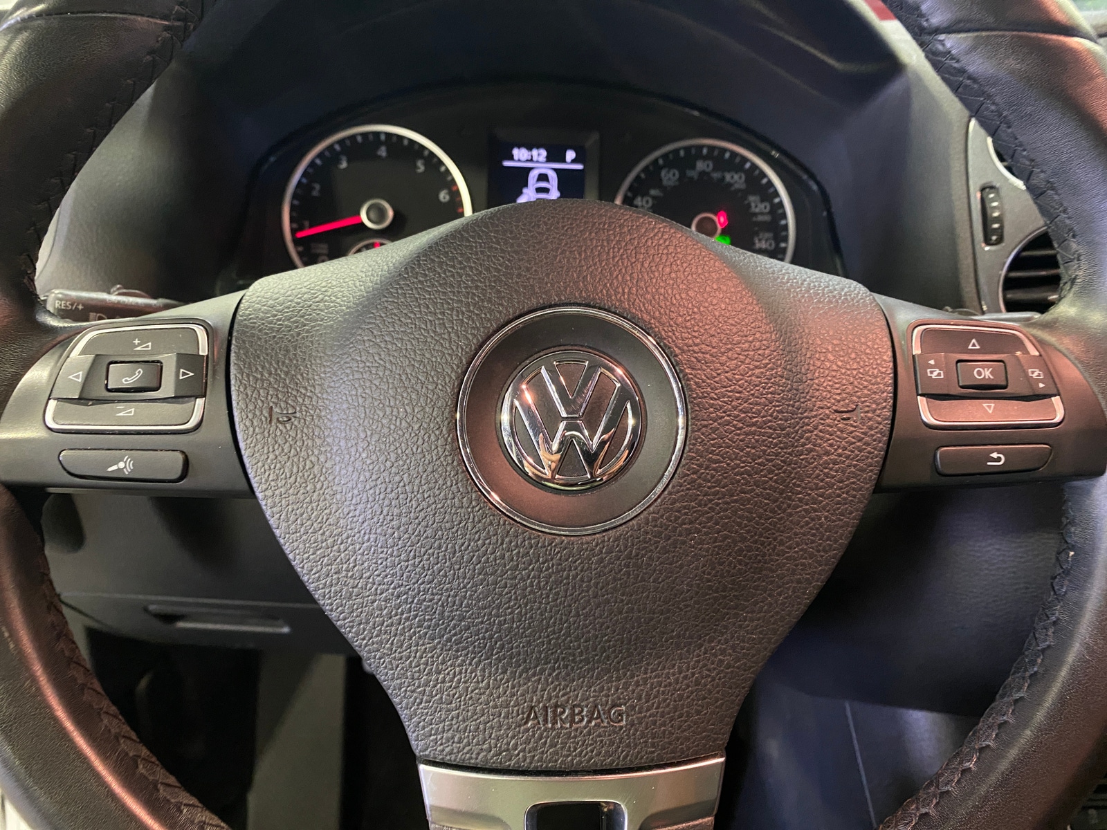 Thumbnail: 2017 Volkswagen Tiguan - 5