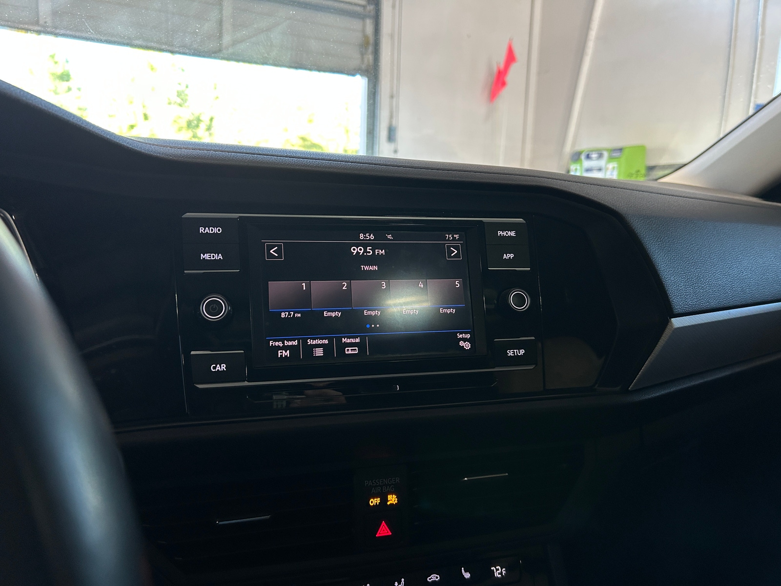 Thumbnail: 2019 Volkswagen Jetta - 3