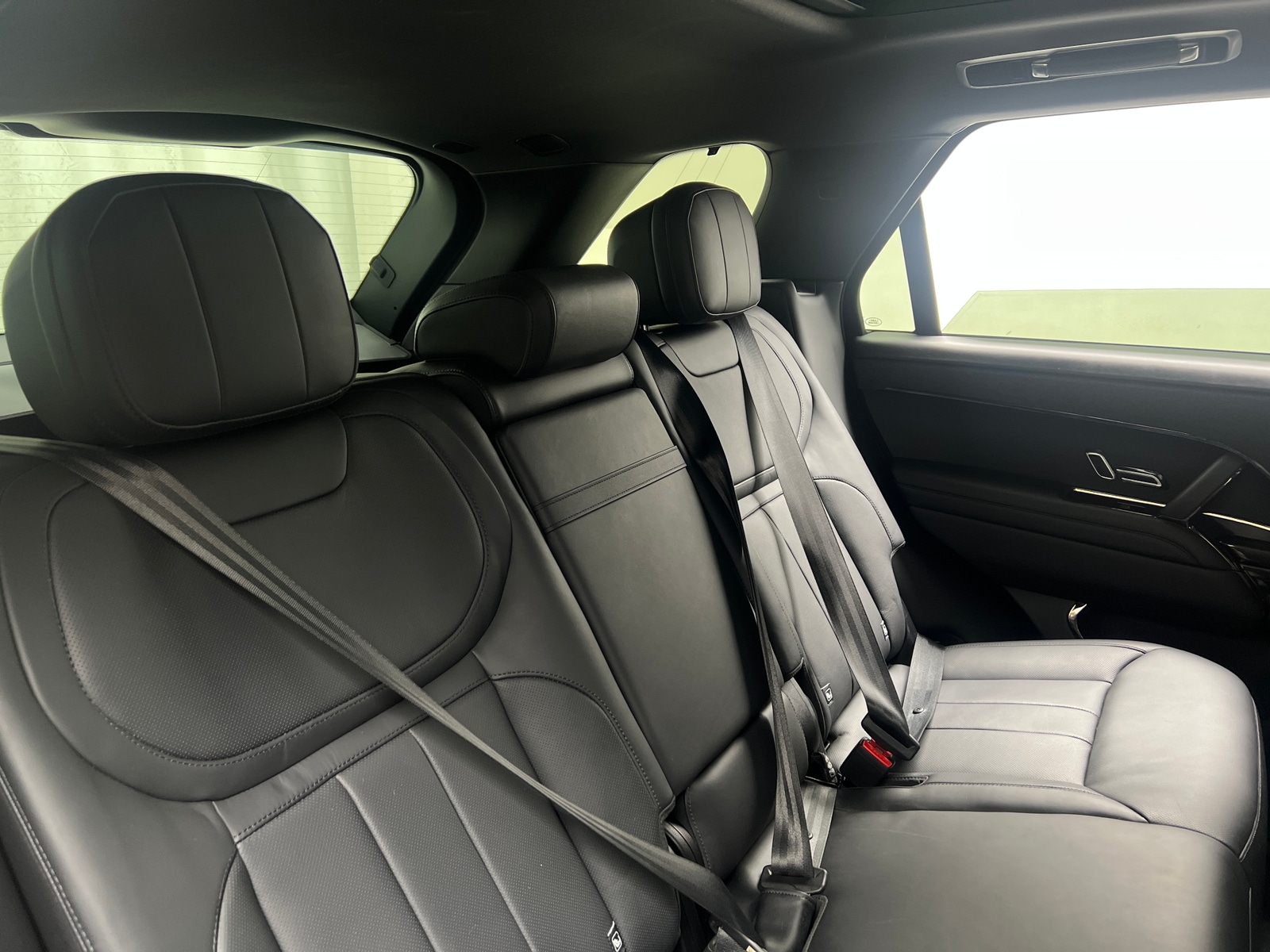 Thumbnail: 2023 Land Rover Range Rover Sport - 5