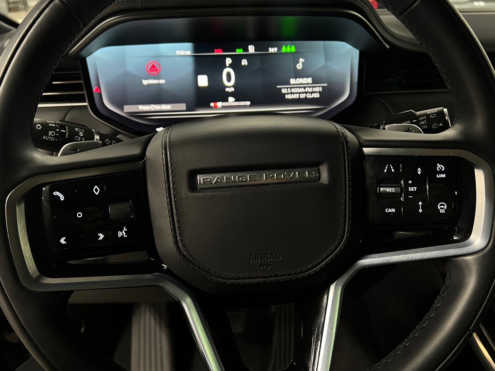 Thumbnail: 2023 Land Rover Range Rover Sport - 4