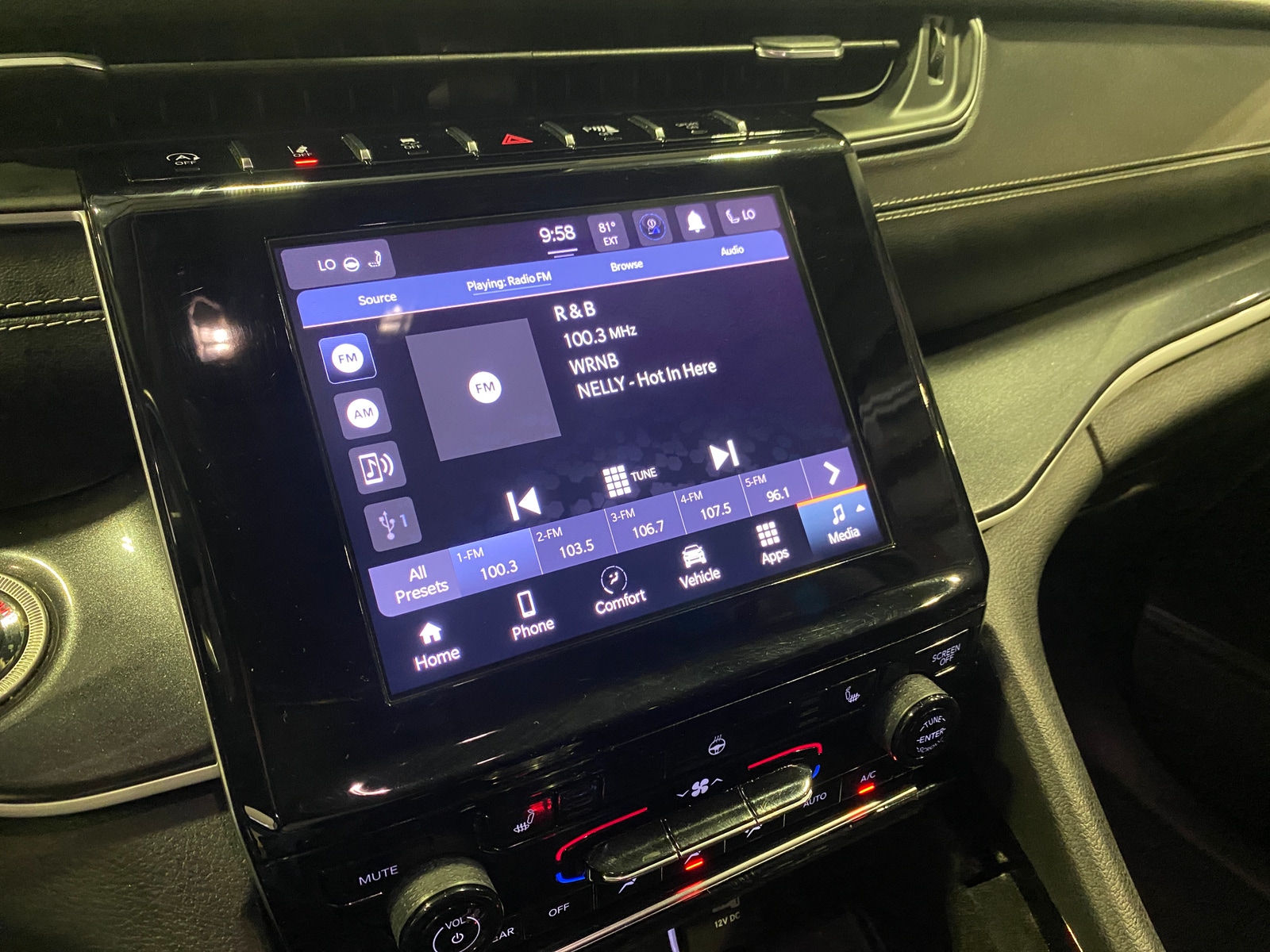 Thumbnail: 2021 Jeep Grand Cherokee L - 4