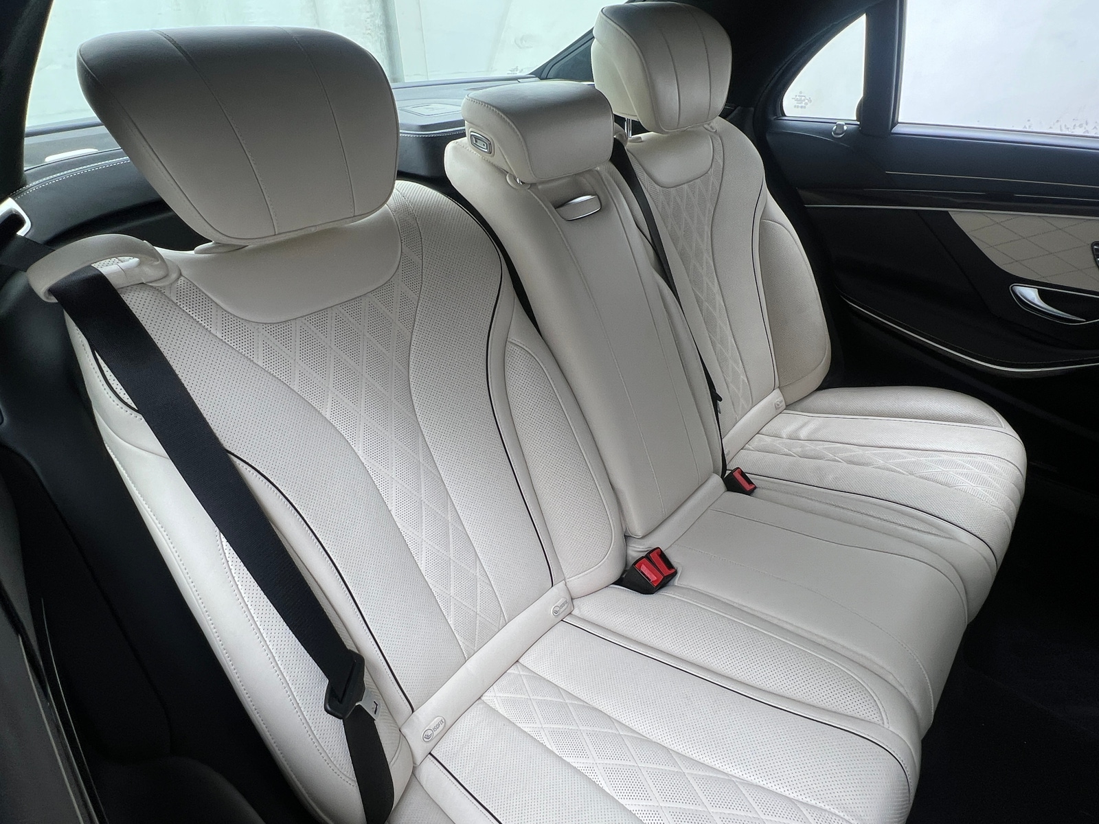 Thumbnail: 2015 Mercedes-Benz S-Class - 5